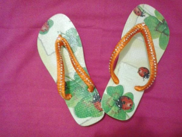 Chinelo Joaninha